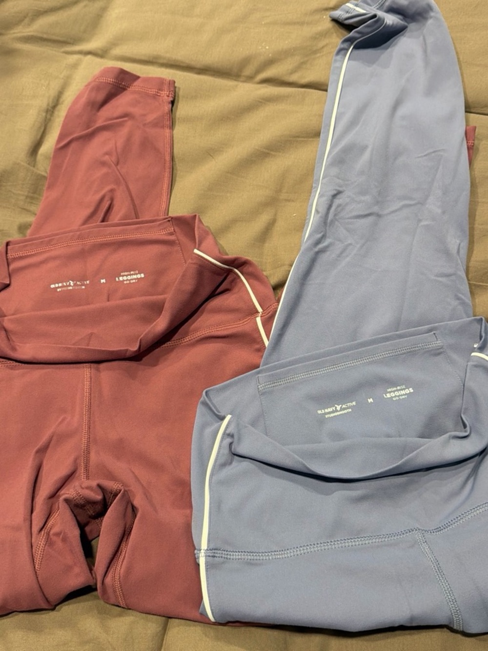 Old Navy Performance Leggings in Mauve and Dusty Blue - Pair